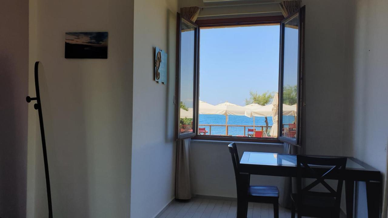 Cala Dei Mori Lejlighedshotel Livorno Eksteriør billede