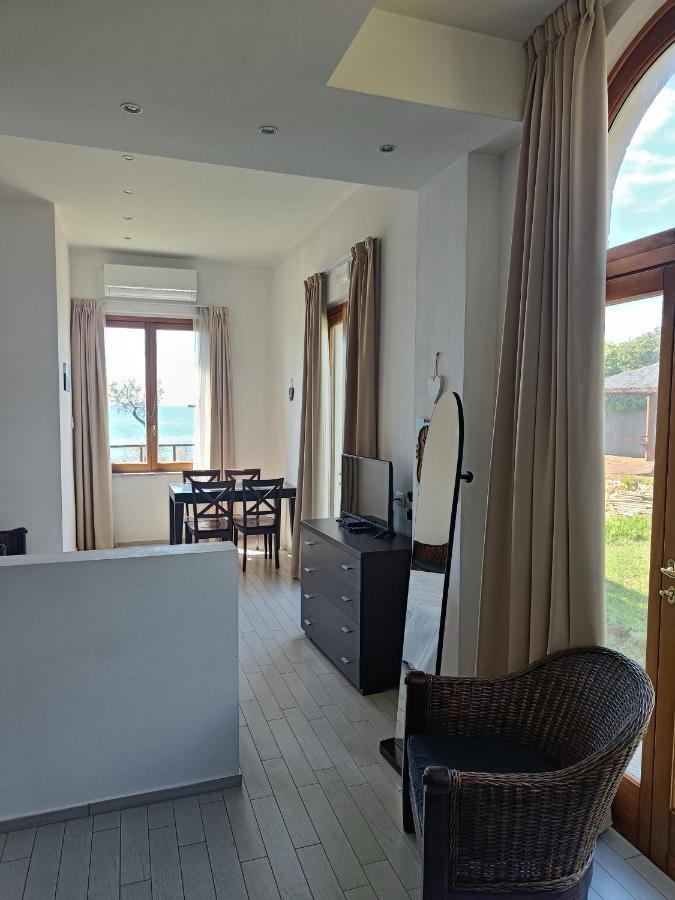 Cala Dei Mori Lejlighedshotel Livorno Eksteriør billede