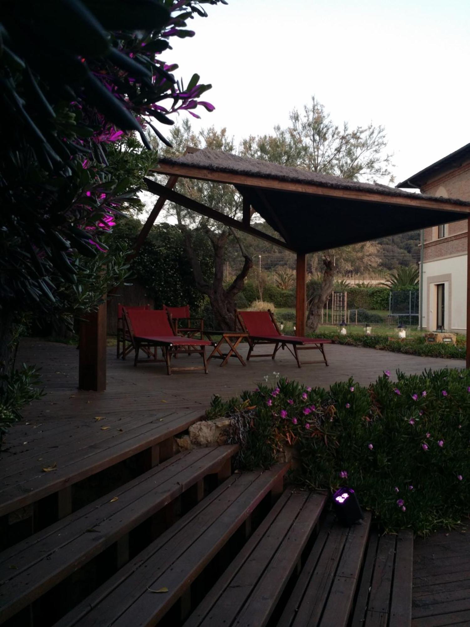 Cala Dei Mori Lejlighedshotel Livorno Eksteriør billede
